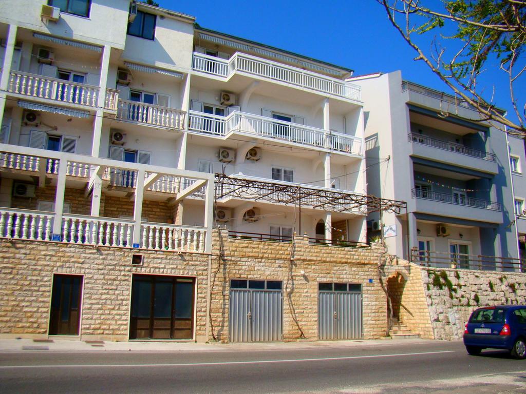 Apartments Anka Duće Esterno foto